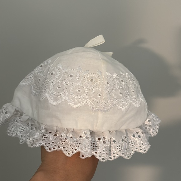 Vintage Baby Girl Hat - Picture 3 of 3